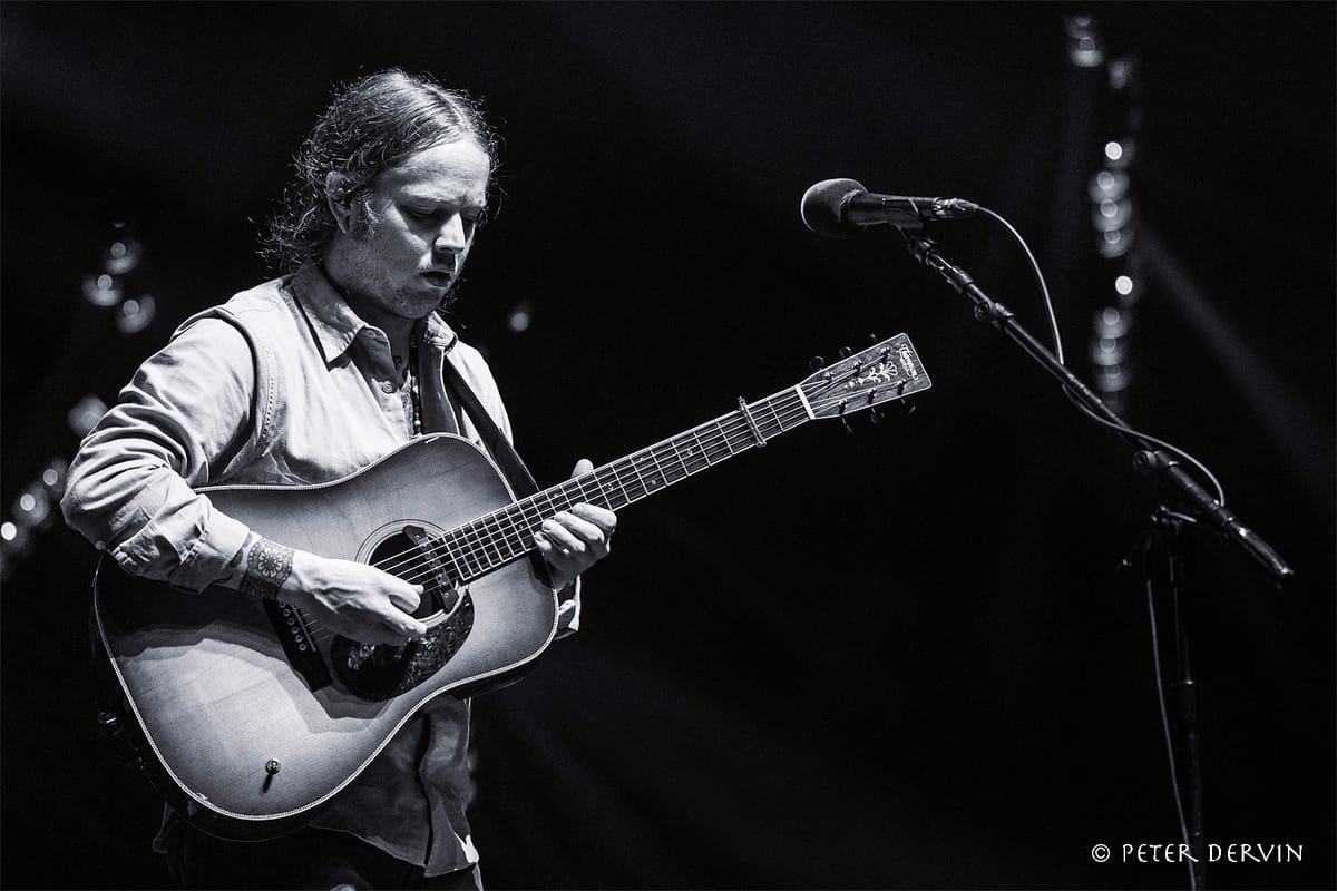 BONUS TRACKS: IBMA Winners, Steve Earle's Opry Induction, and More Roots Music News