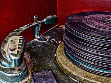 NINE Sample EP’s - Folk, Swedish Americana, Rockabilly, Dark Cabaret & Sludge-Pop