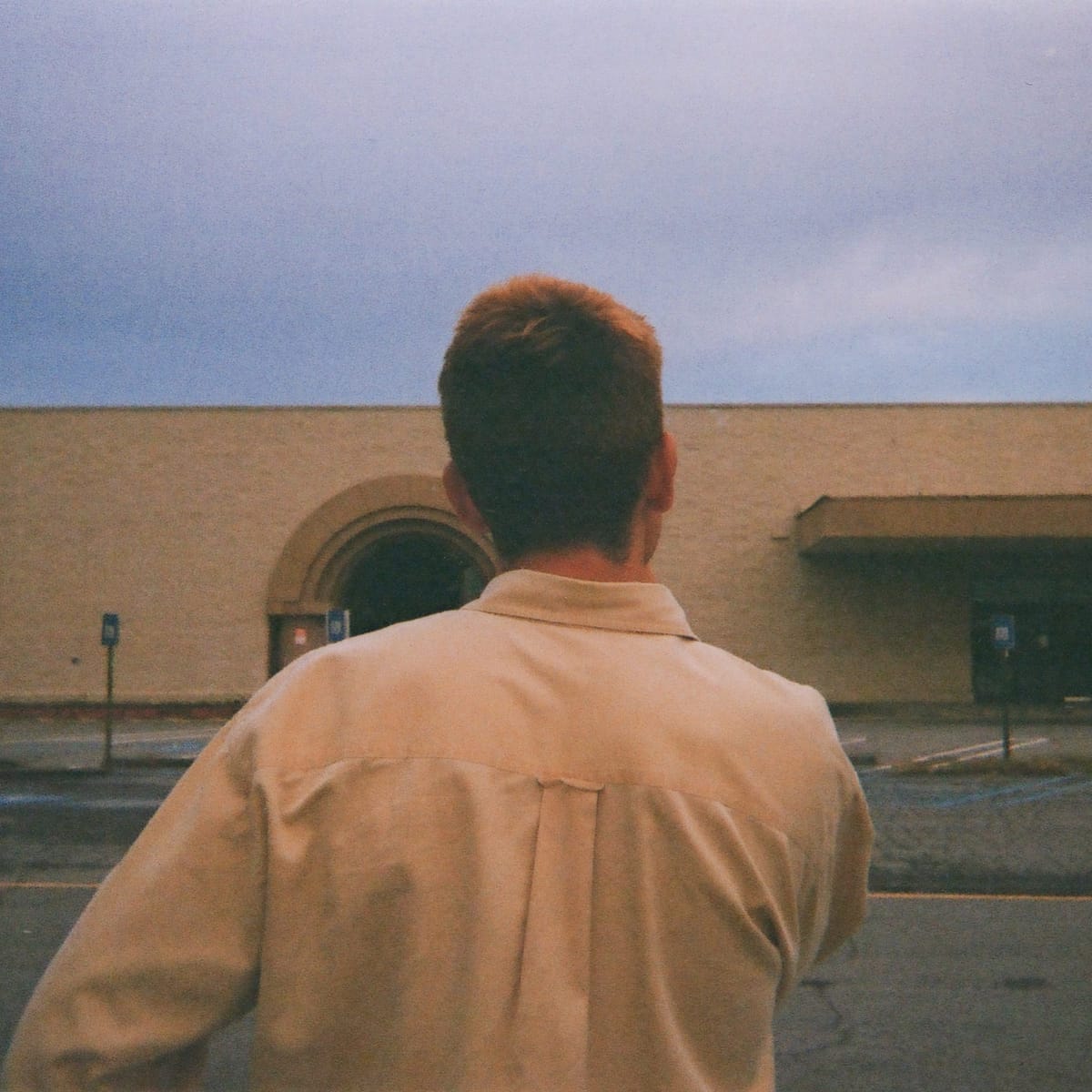 ALBUM REVIEW: Nick Carpenter, aka ‘Medium Build’, Turns Small Moments Into Big Events on ‘Marietta’