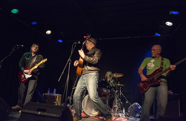Martin Stephenson & the Daintees at The Black Box (Belfast, Ireland - Jan. 9, 2015)