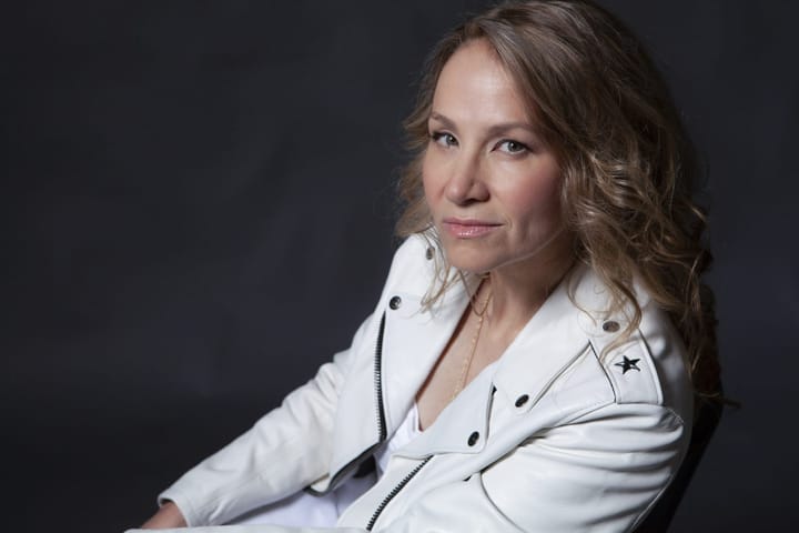 Joan Osborne on Getting Political on 'Trouble and Strife'