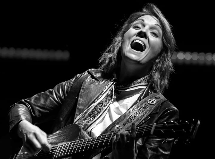 BONUS TRACKS: Another Grammy Gaffe, An Avett Brothers Musical, and the Saving of a Sticker Wall